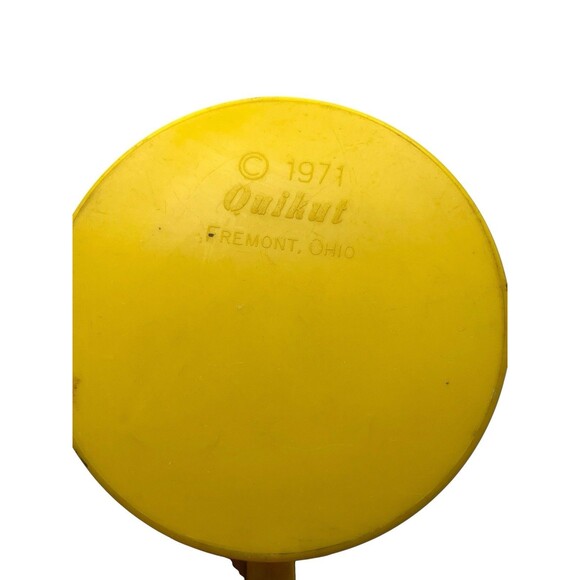 Vintage 1971 Bozo the Clown Mug Cup Quikut Plastic Yellow  Retro Collectible - Picture 4 of 6